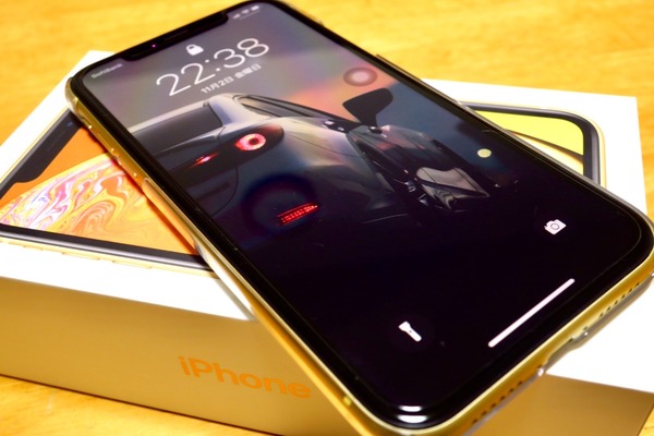 コーラルピンクのiPhoneXRに機種変。: RS2000